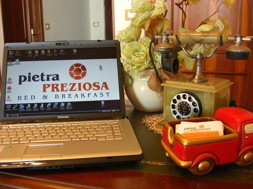 Pietra Preziosa Bed & Breakfast Pietra Ligure Exteriör bild